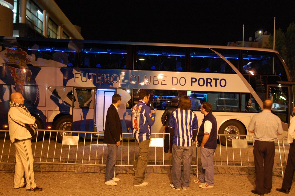 On our way into the stadium for the match, we spotted the FC Porto bus  again, so we had to take another photograph to go with the ones from earlier in the day.